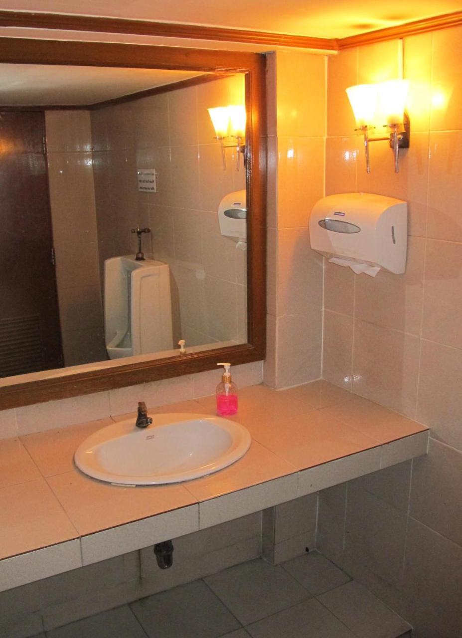 Bbb Inn Bangkok Rum bild